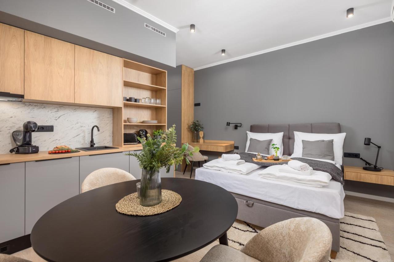Apartments Diego リエカ エクステリア 写真